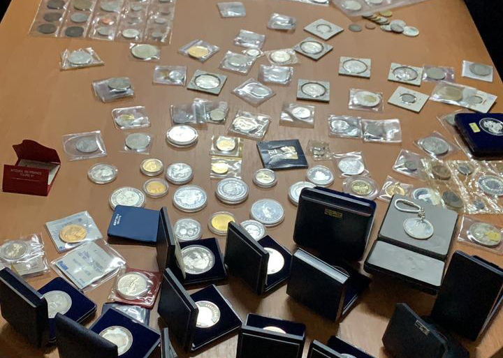 У «Краковці» виявили понад 4,5 тисячі монет та банкнотів