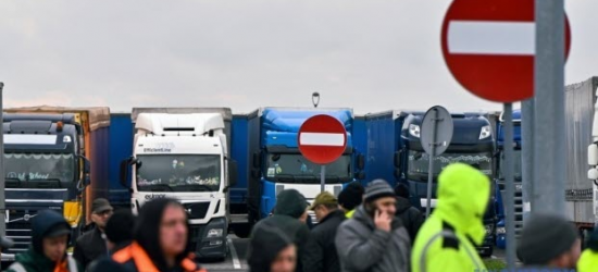 Польські протестувальники на кордоні блокують гумдопомогу – генконсул України Куць