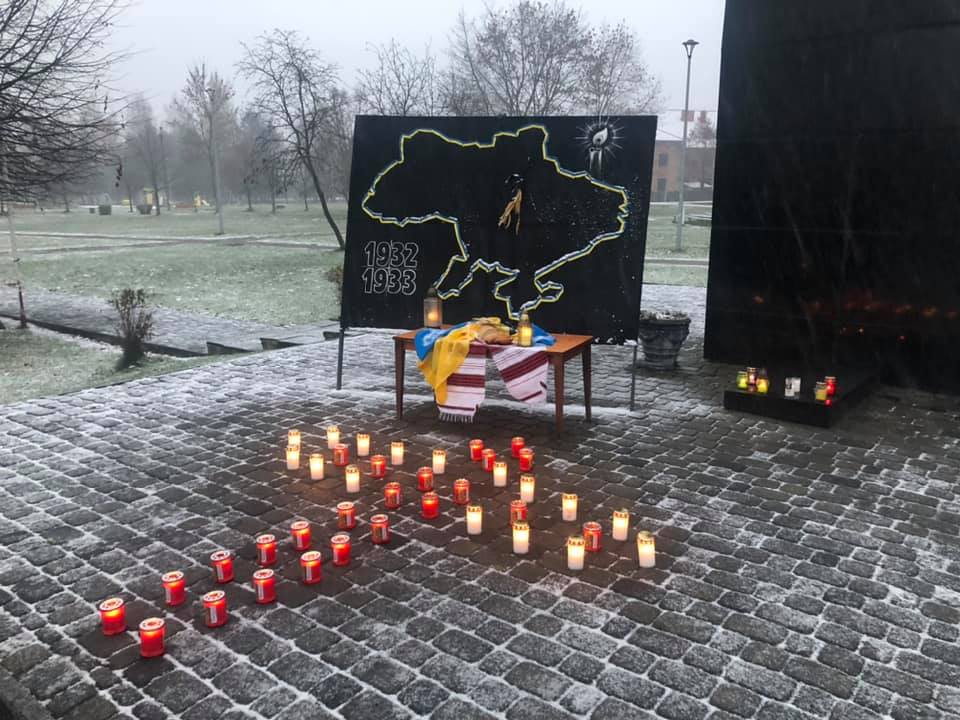У Новояворівську вшанували пам’ять жертв Голодомору