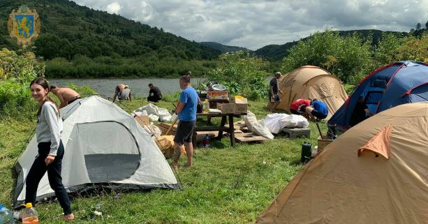 На Львівщині розпочався волонтерський табір для розбудови реабілітаційного комплексу