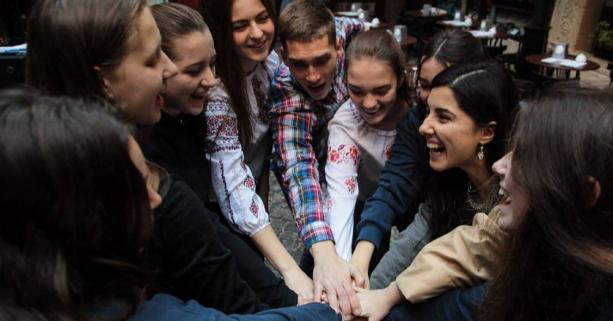 Молоді із Львівщини пропонують грант на навчання