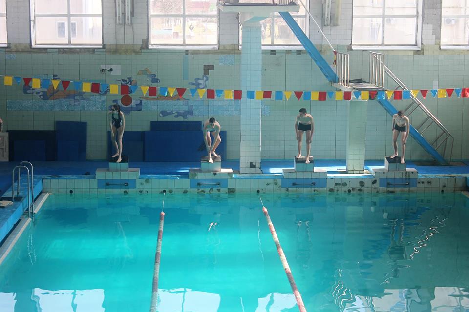 Змагання з плавання у Новояворівську