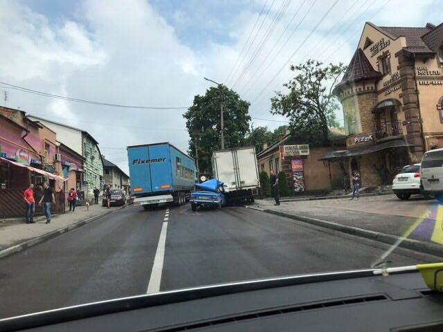 ДТП в Янові, водія забрала швидка
