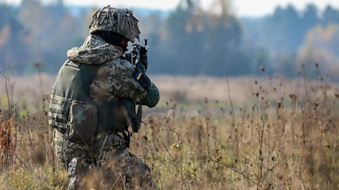 Окупанти 5 разів обстріляли позиції українських військових