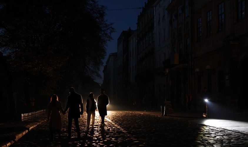 На Львівщині скасували день без відключення світла