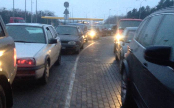 У «Краковці» затримали викрадений у Швейцарії автомобіль