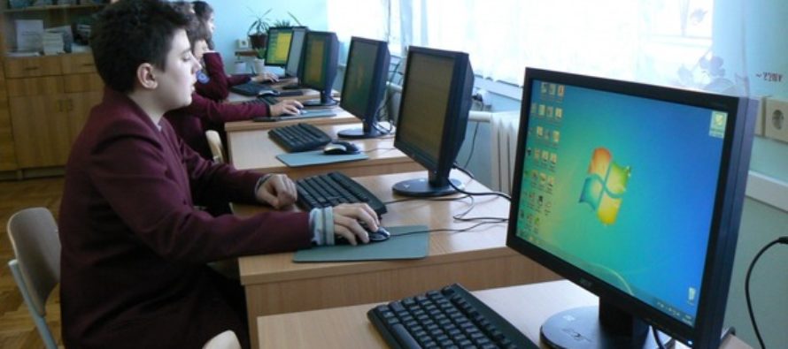 Міносвіти планує наступного року забезпечити Інтернетом усі школи