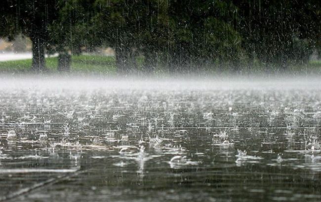 Дощі, град та сильний вітер: прогноз погоди на 30 липня